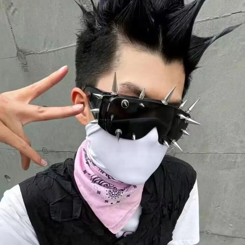 Unisex Eyewear Metal Rivet Party Sunglasses Lightweight Design Cosplay Sun Glasses Shade Eyewear For Men Солнцезащитные Очки