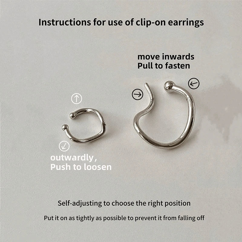 Set of 2 irregular twisted ear clips, personalized earrings for women, versatile for daily use, gift giving in the Middle East