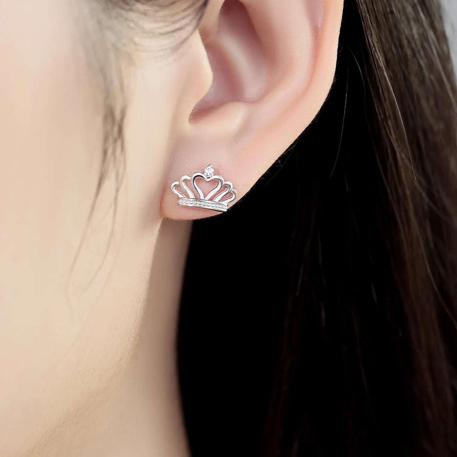 2025 HOT 925 Sterling Silver Stud Earrings S925 Heart Shaped Zircon Simple Fine Wedding Jewelry Christmas Thanksgiving Gifts