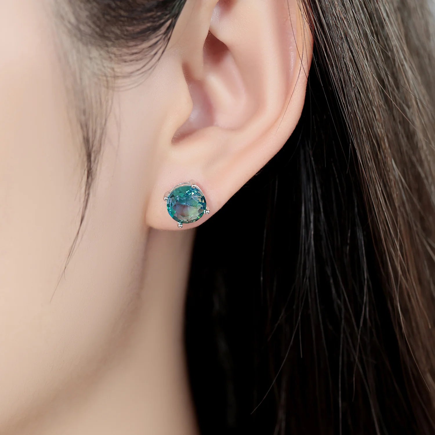 2025 HOT 925 Sterling Silver Stud Earrings S925 Heart Shaped Zircon Simple Fine Wedding Jewelry Christmas Thanksgiving Gifts