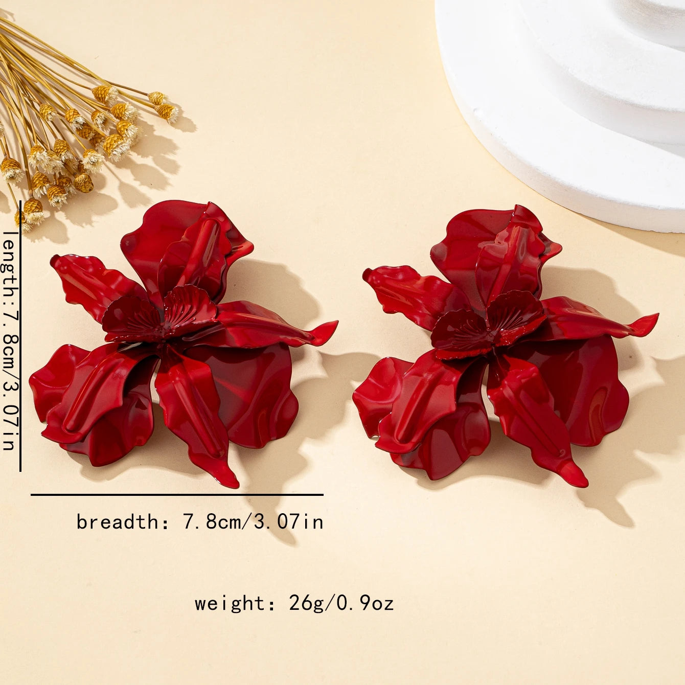 A Pair of Women's Earrings, Exaggerated Stereo Flowers, Earrings and Jewelry Available in Various Colors, Suitable for Daily Wear and Gift Giving