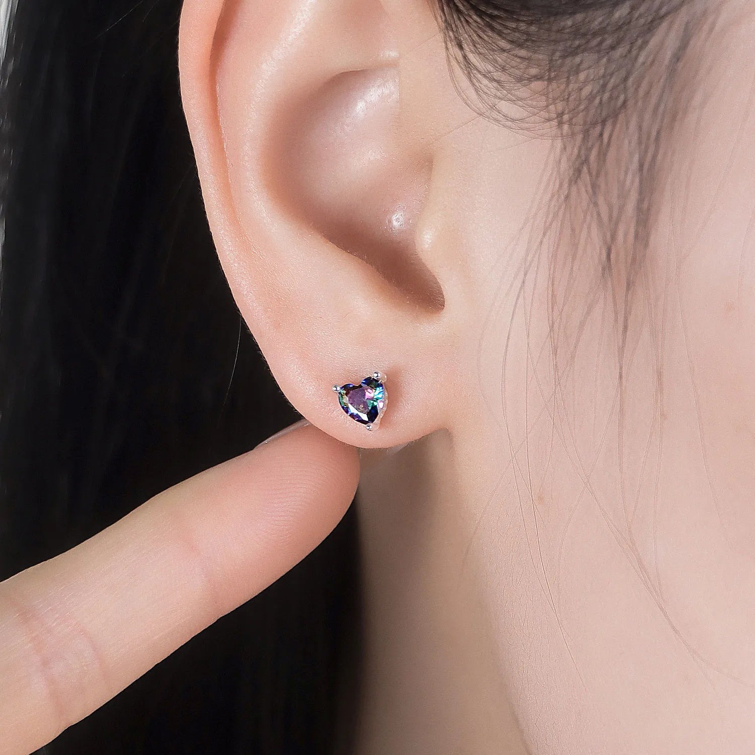 2025 HOT 925 Sterling Silver Stud Earrings S925 Heart Shaped Zircon Simple Fine Wedding Jewelry Christmas Thanksgiving Gifts