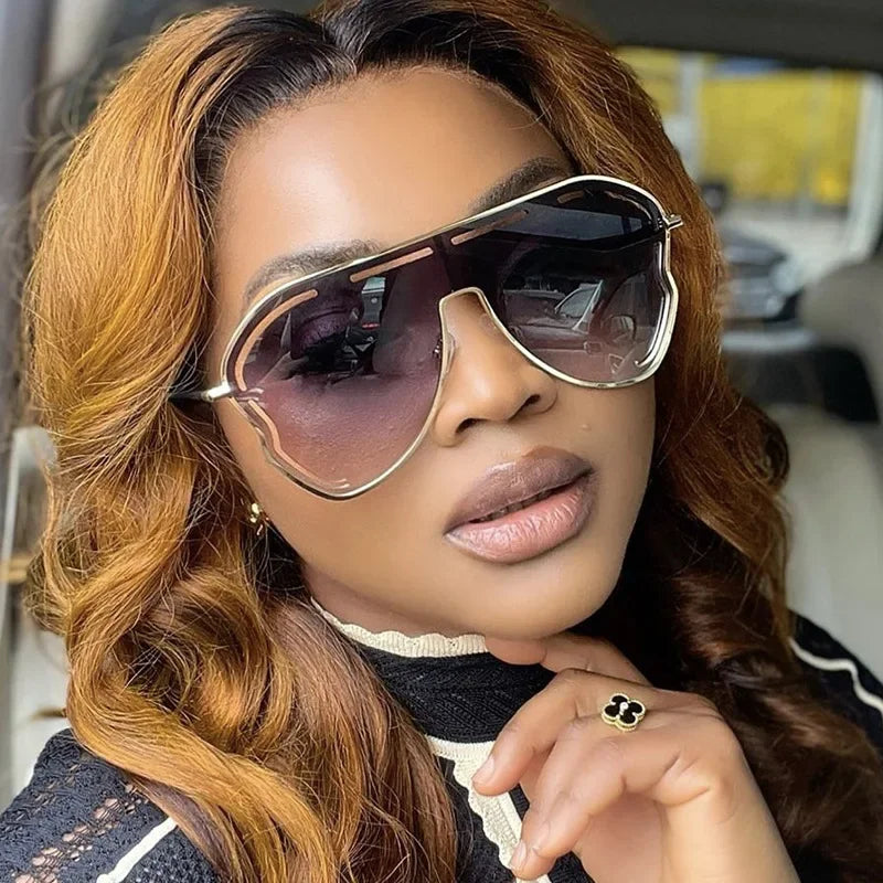 Oversized Shield One-Piece Punk Sunglasses 2025 Luxury Square Sun Glasses for Women Personality Metal Big Frame Eyewear UV400